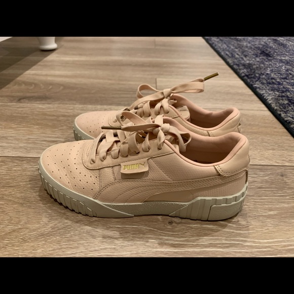 light pink puma shoes